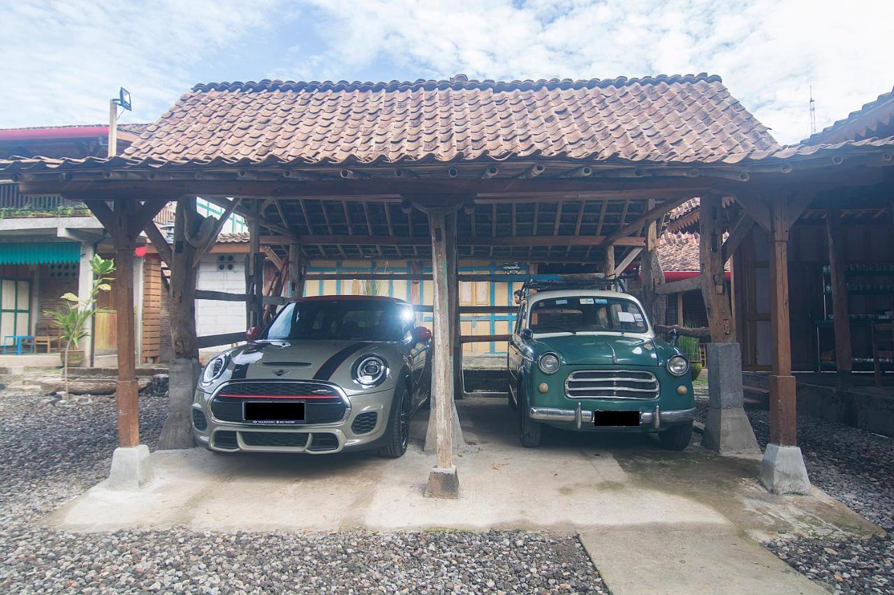 Kampung Lawasan Heritage Cottage Maguwo Экстерьер фото
